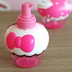 ����Hello Kitty ԡ����Ʒ��Һ��-��ɫ�������